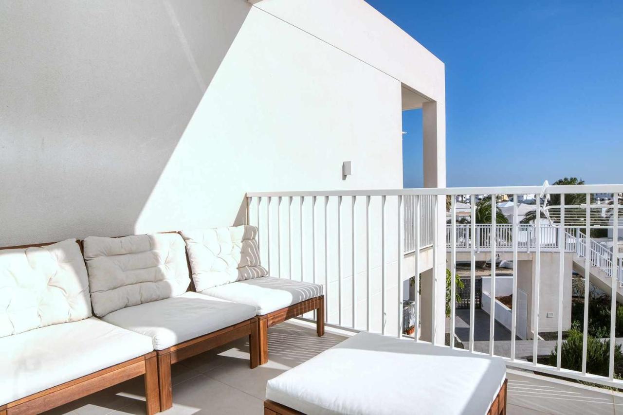 Sunset View Modern Private Poolside Apartment Costa Teguise Kültér fotó