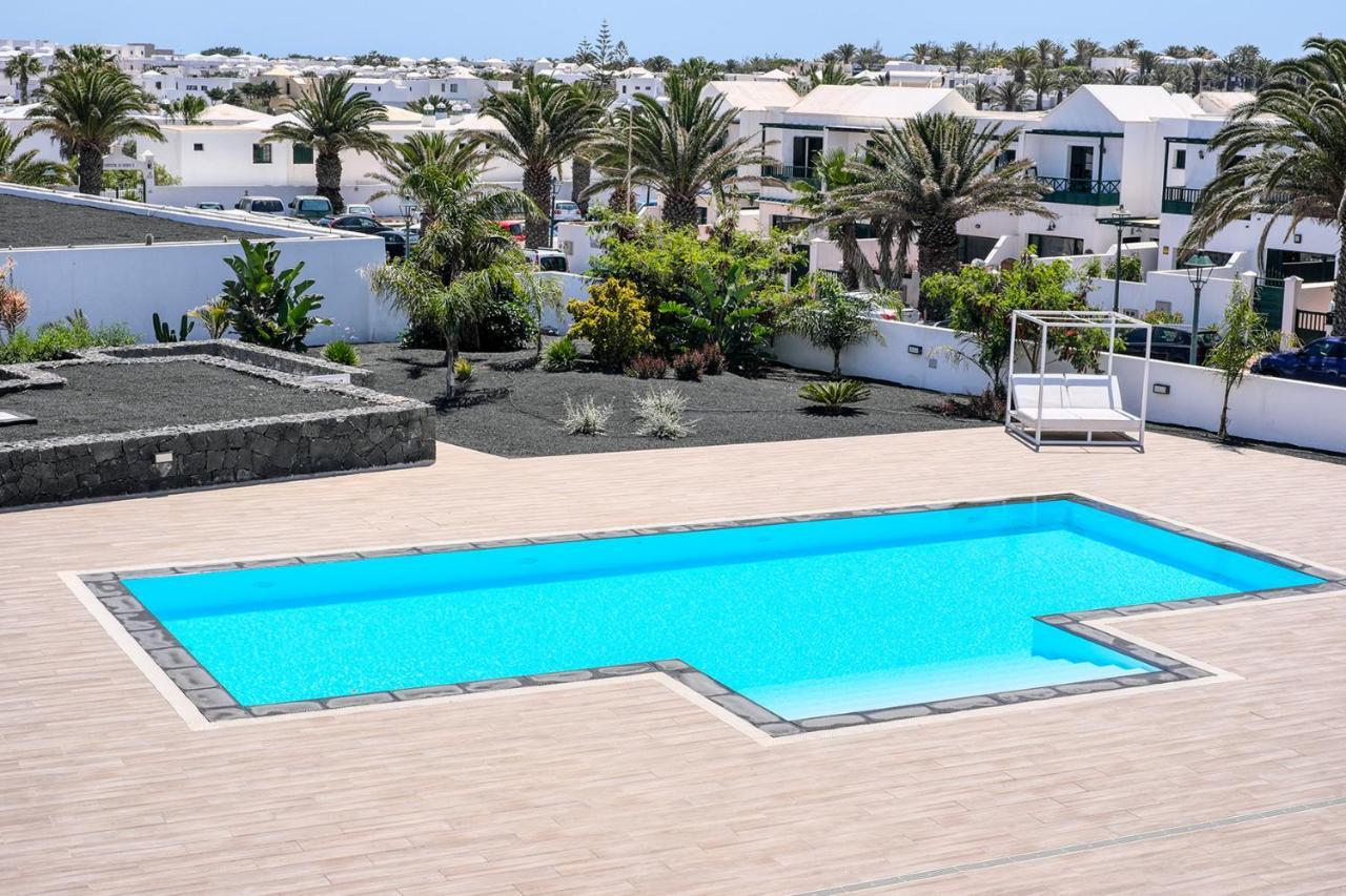 Sunset View Modern Private Poolside Apartment Costa Teguise Kültér fotó